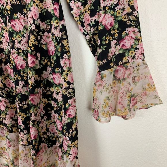 Topshop Black Floral Ruffled Bell Sleeve‎ Dress - Picture 6 of 8